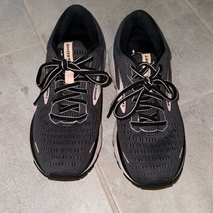 Brooks Ghost 13 running shoes size 7.5